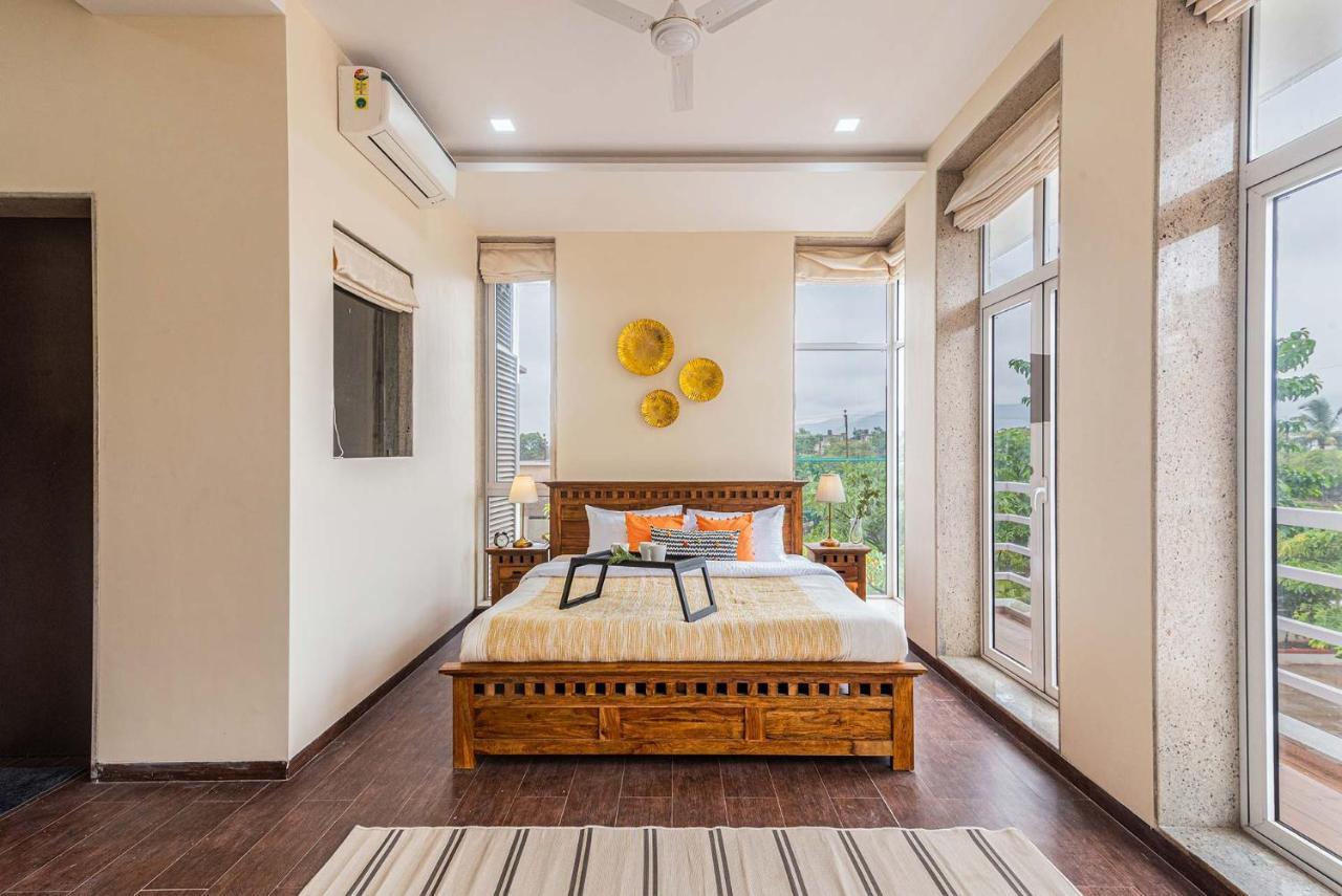 Sierra Skies By Stayvista - A Mountain-View Villa Featuring A Rooftop Swimming Pool, Jacuzzi, Turf, And A Gym For An Elevated Stay Lonavla Exterior foto